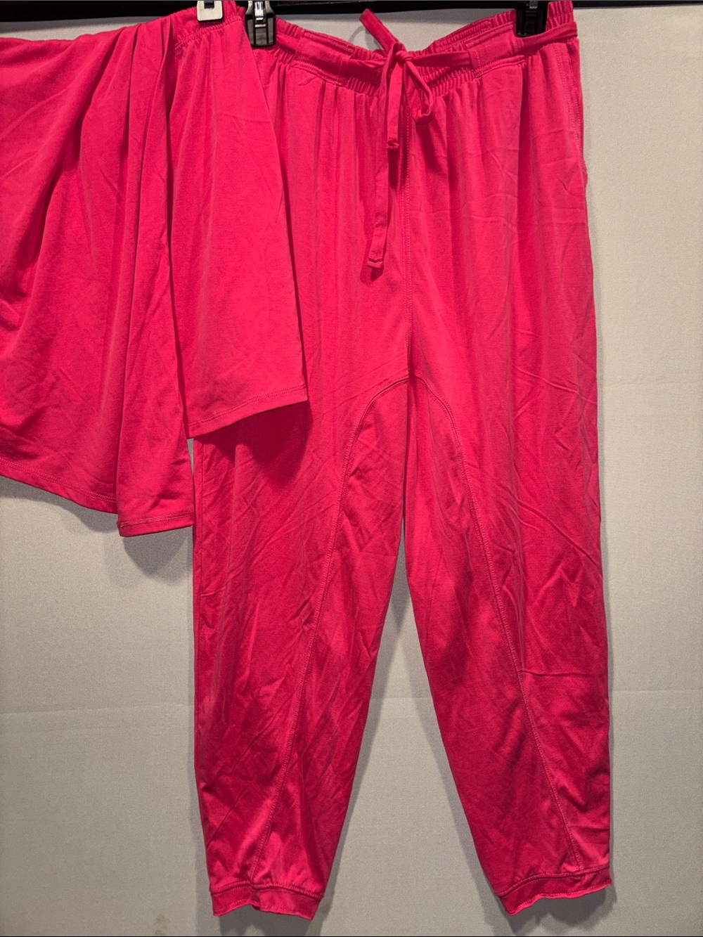Women’s Hot Pink Drawstring Lounge Pants and Top, sold together! Anthropologie - Picture 5 of 12